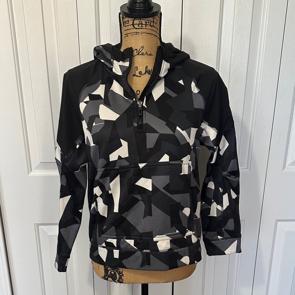 Athletic Works Gray & Black Pattern Jacket